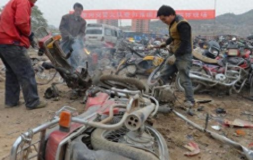 一家报废摩托车回收站,是如何做到年利润百万的?